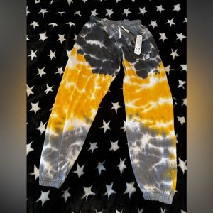 Tie-die yellow and gray sweatpants brand new never worn with tags W size L